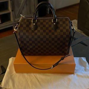 Louis Vuitton speedy 30